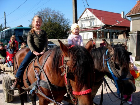 Akkor sincs baj, ha tele a kocsi